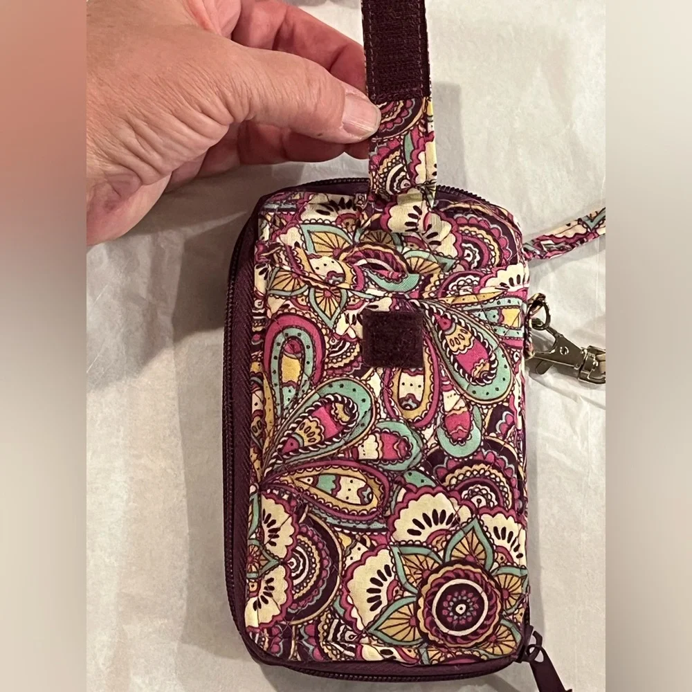 Vera Bradley Wristlet Wallet in Vintage very Berry Paisley